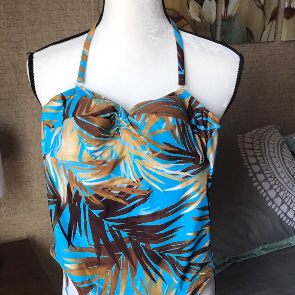 Nautica one piece bathing suit size M